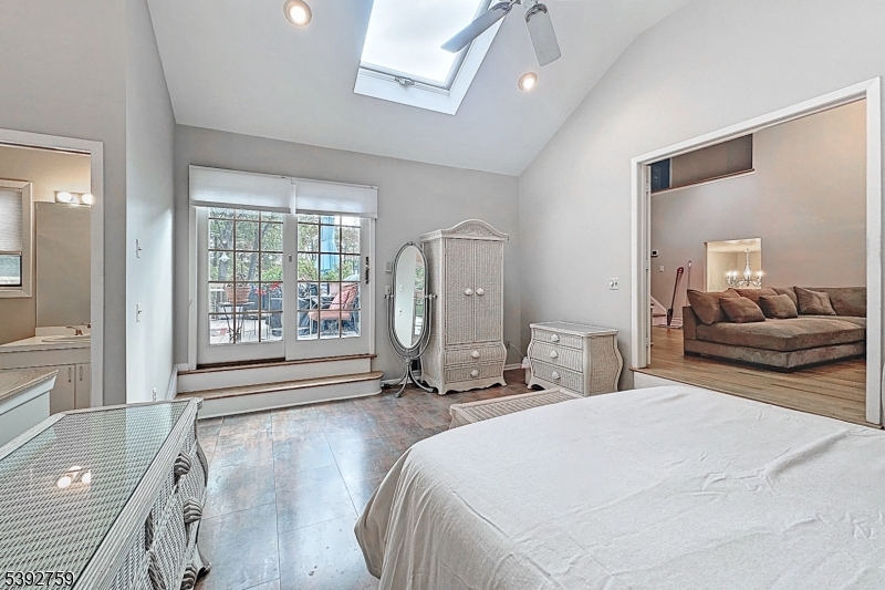 White Meadow Lake - Residential