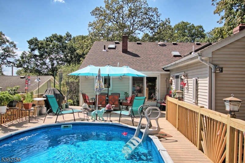 White Meadow Lake - Residential