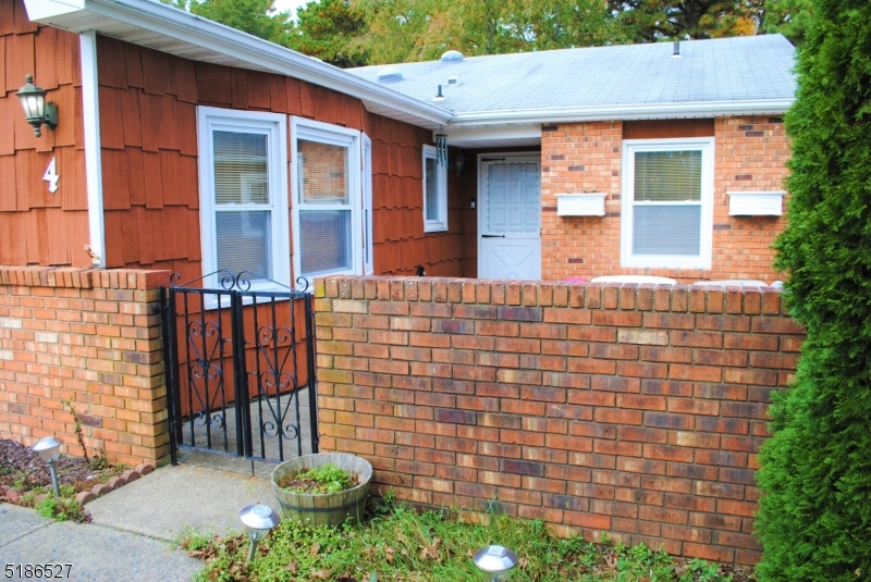 Lions Head South - Residential