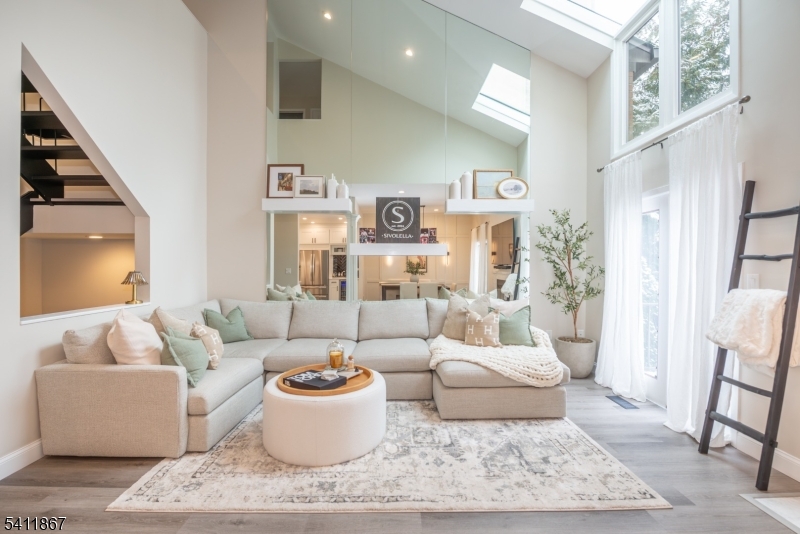 Stepping Ridge - Residential