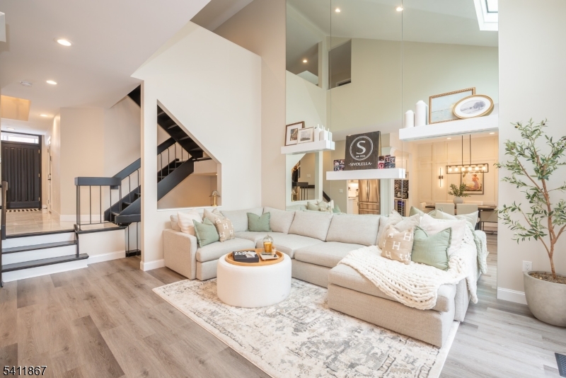 Stepping Ridge - Residential