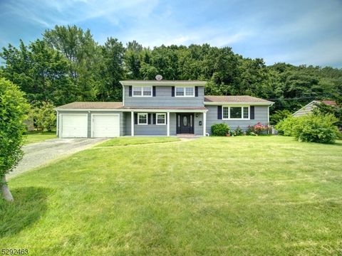 18 Trojan Ave, Parsippany-Troy Hills Twp., NJ 07054 - #: 3905987