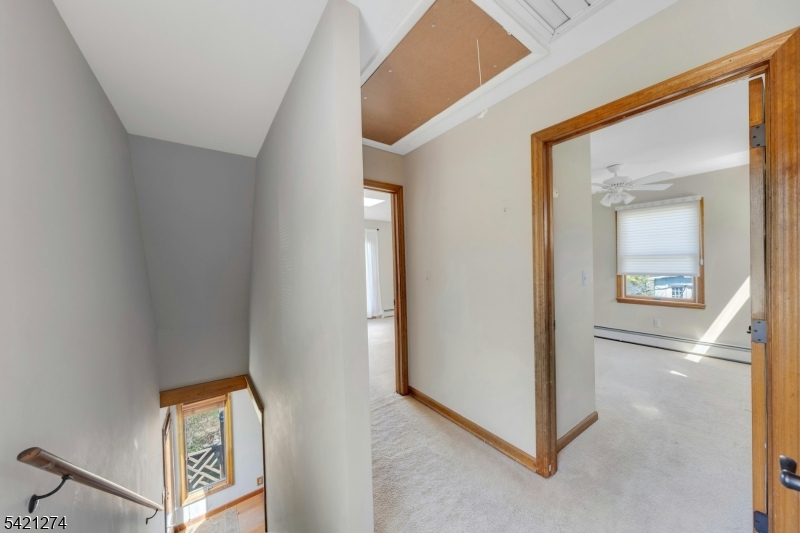 Cozy Lake - Residential