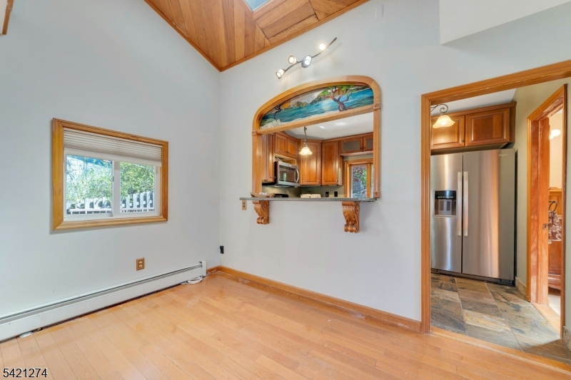 Cozy Lake - Residential