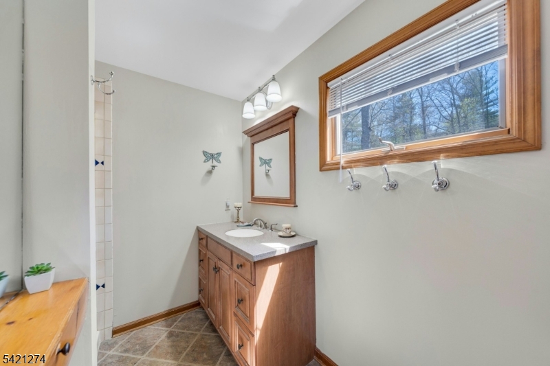 Cozy Lake - Residential