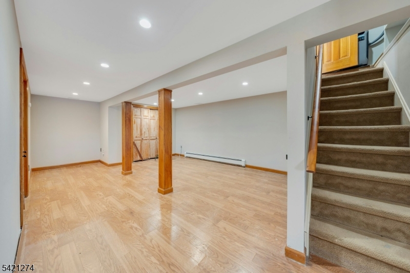 Cozy Lake - Residential