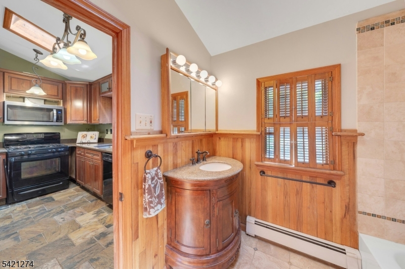 Cozy Lake - Residential