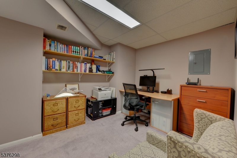 SKYLINE VILLAGE - Residential