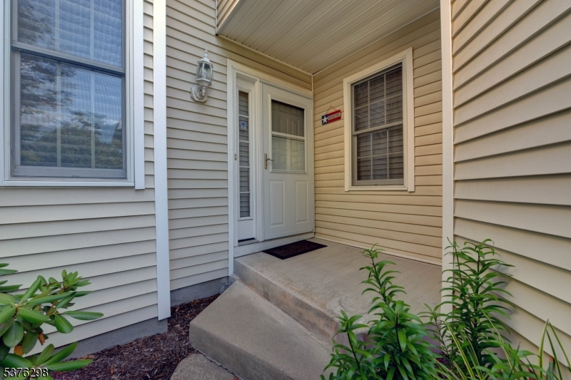 SKYLINE VILLAGE - Residential