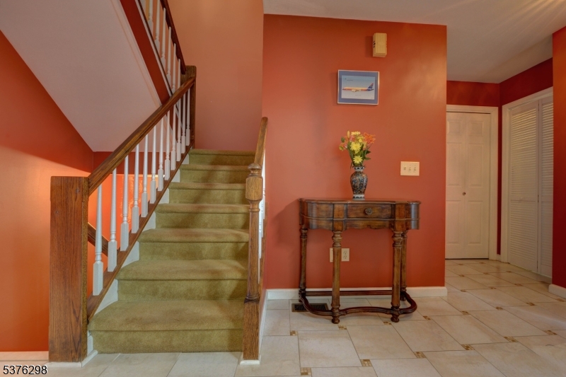 SKYLINE VILLAGE - Residential