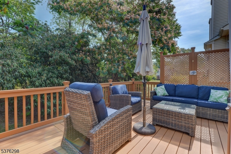 SKYLINE VILLAGE - Residential