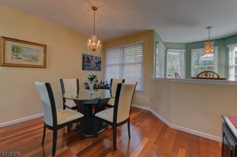 SKYLINE VILLAGE - Residential