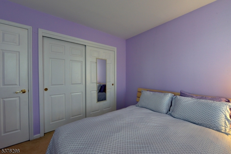 SKYLINE VILLAGE - Residential