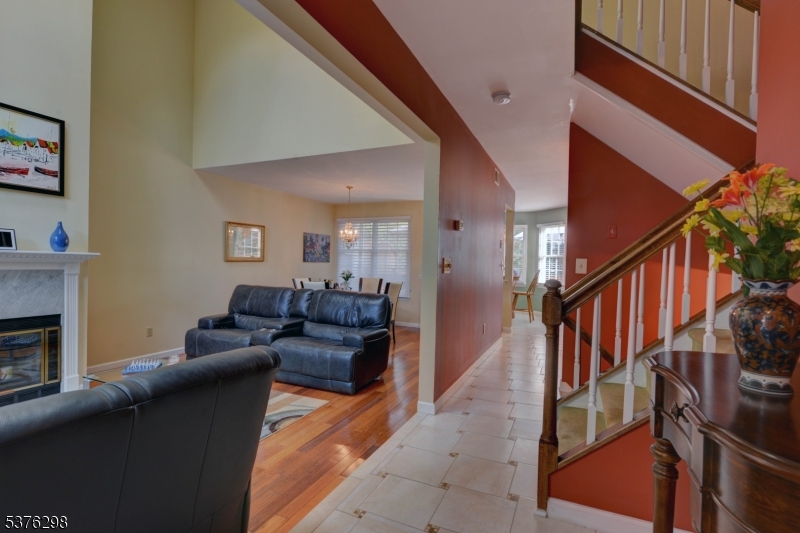 SKYLINE VILLAGE - Residential