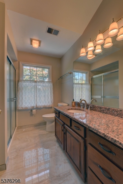 SKYLINE VILLAGE - Residential