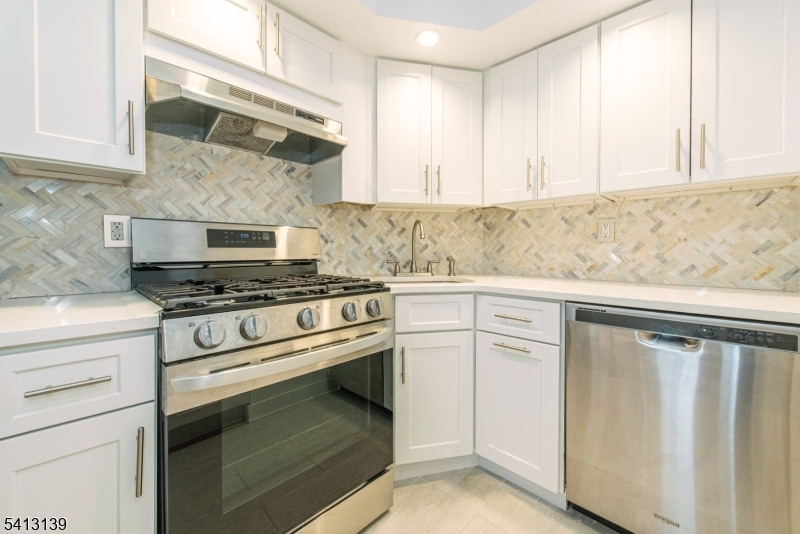 Rivergate - Residential Lease