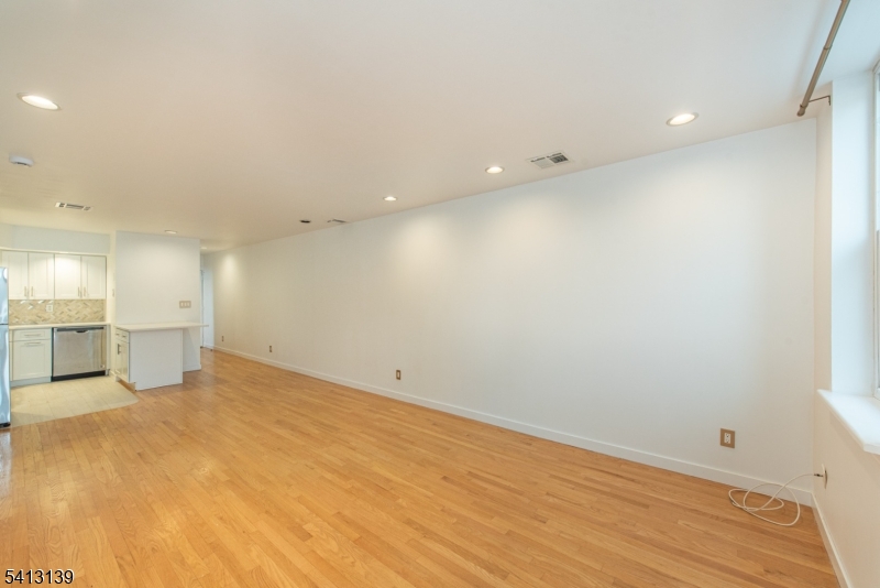 Rivergate - Residential Lease