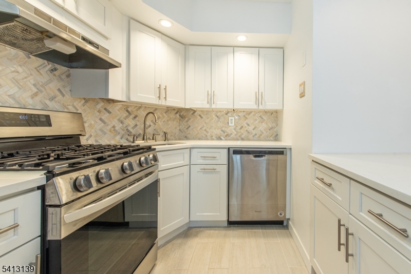 Rivergate - Residential Lease