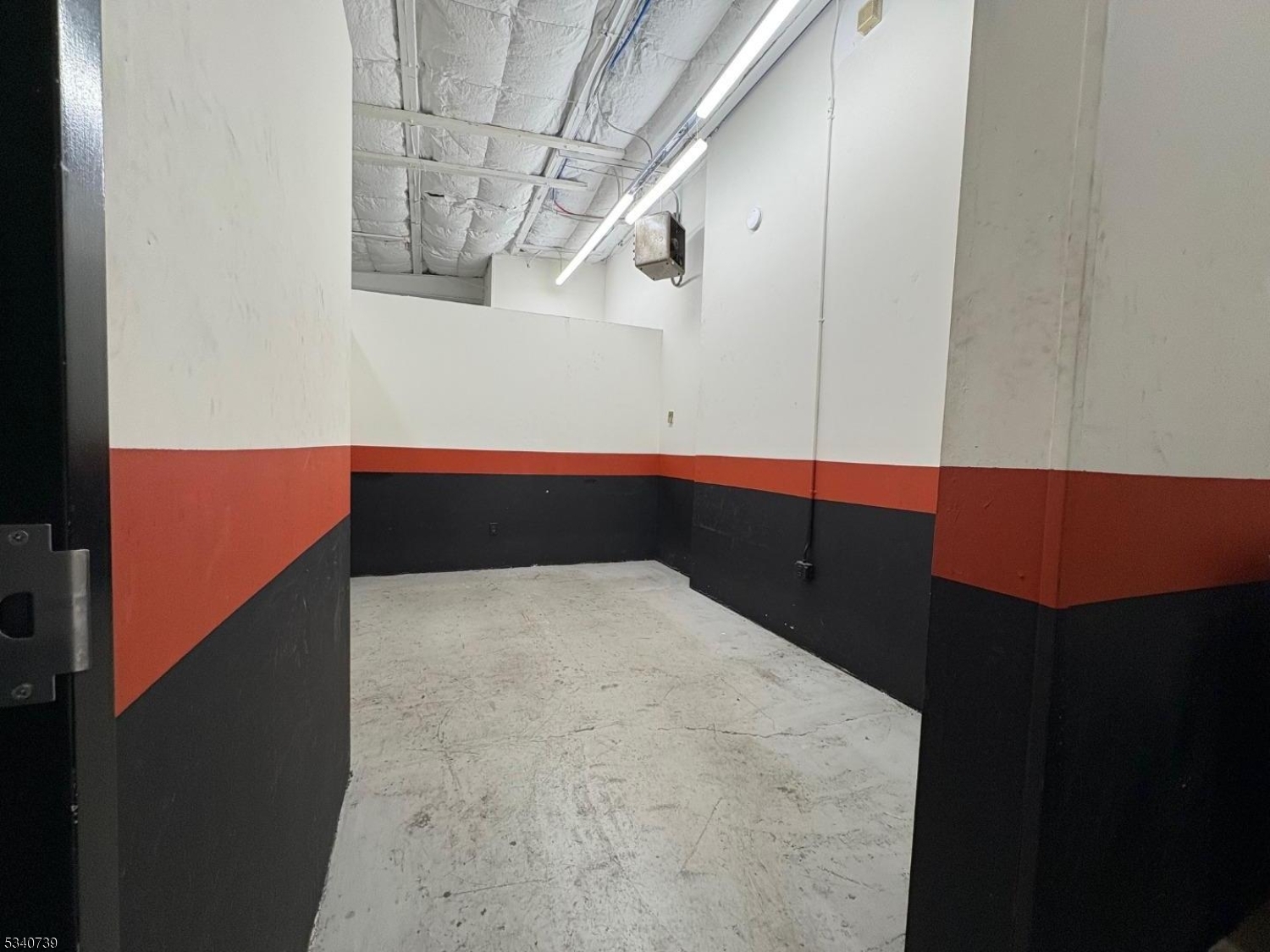 Somerville Boro, New Jersey 08876, United States, ,Residential,Active,83040