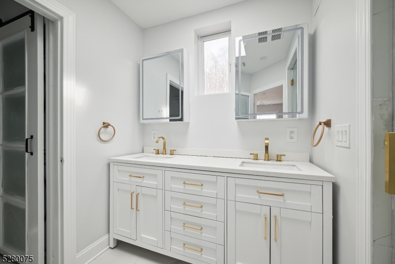 Lake Winona - Residential Lease