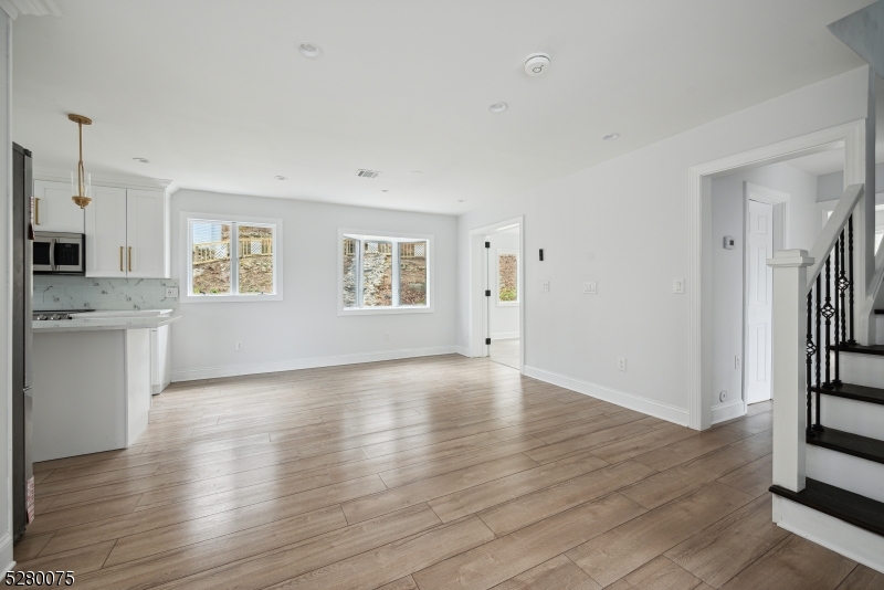 Lake Winona - Residential Lease