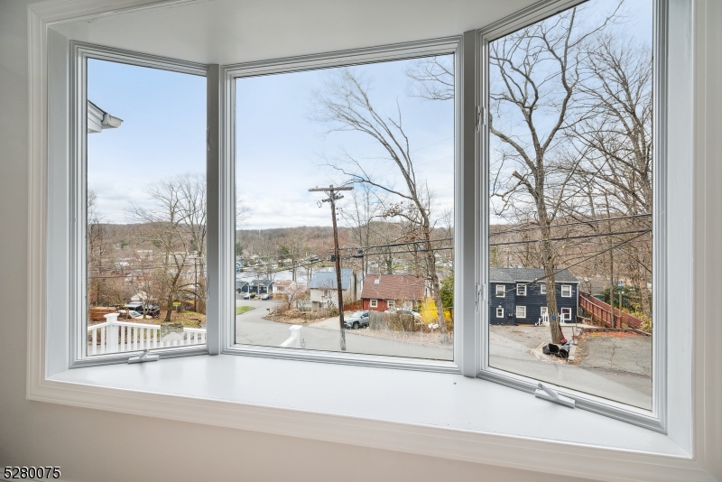 Lake Winona - Residential Lease