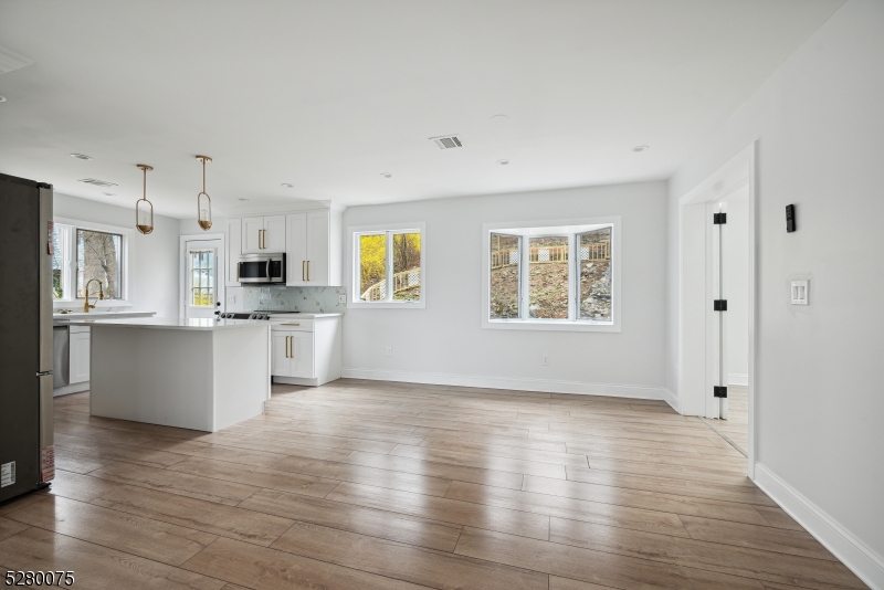 Lake Winona - Residential Lease