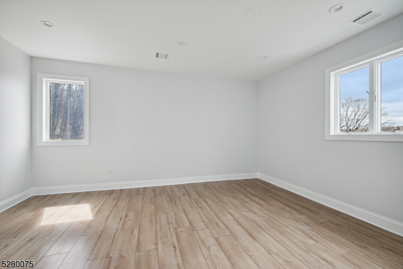 Lake Winona - Residential Lease