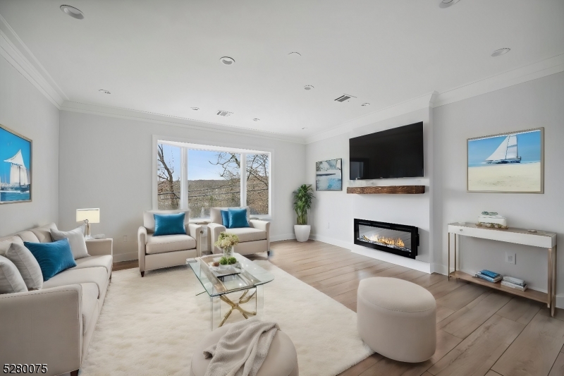 Lake Winona - Residential Lease