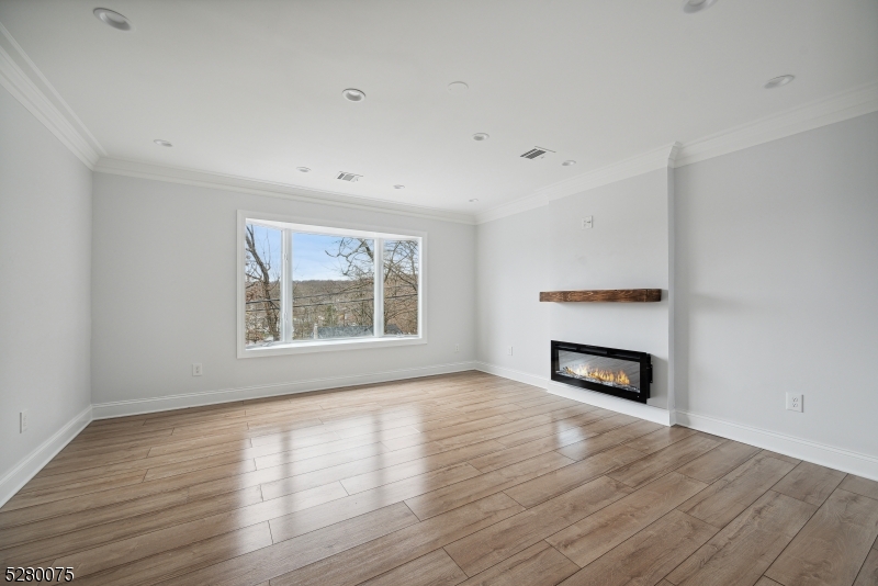 Lake Winona - Residential Lease