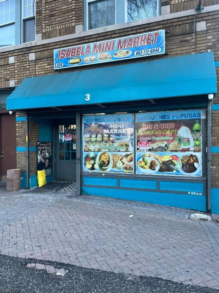 Minimart /Convenience store with great visibility. Located on central Avenue. Close to schools , apartment buildings , high traffic area . Business only . Current owner is relocating . 7 years left on current lease .  Restaurant license. Possibly of other uses . Don?t miss out on this great opportunity to start your own business.
