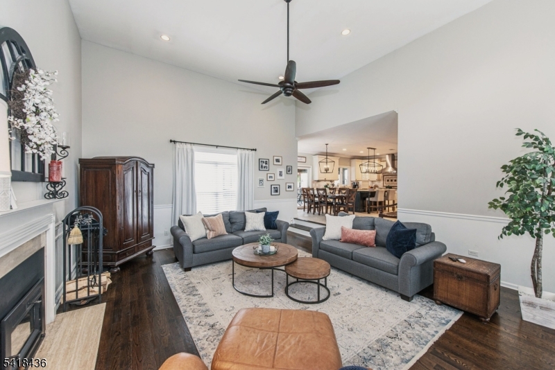Woodlake Crest - Residential