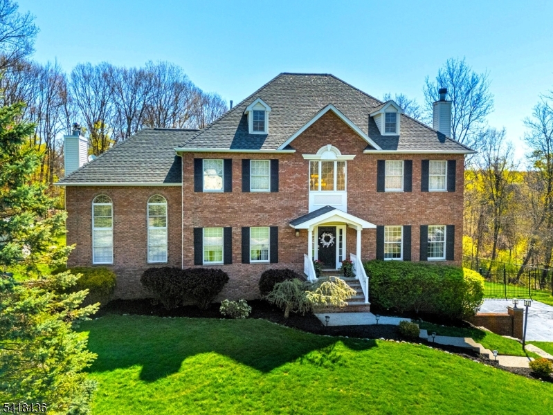 Woodlake Crest - Residential
