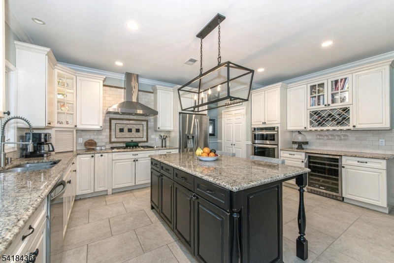 Woodlake Crest - Residential