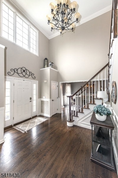 Woodlake Crest - Residential