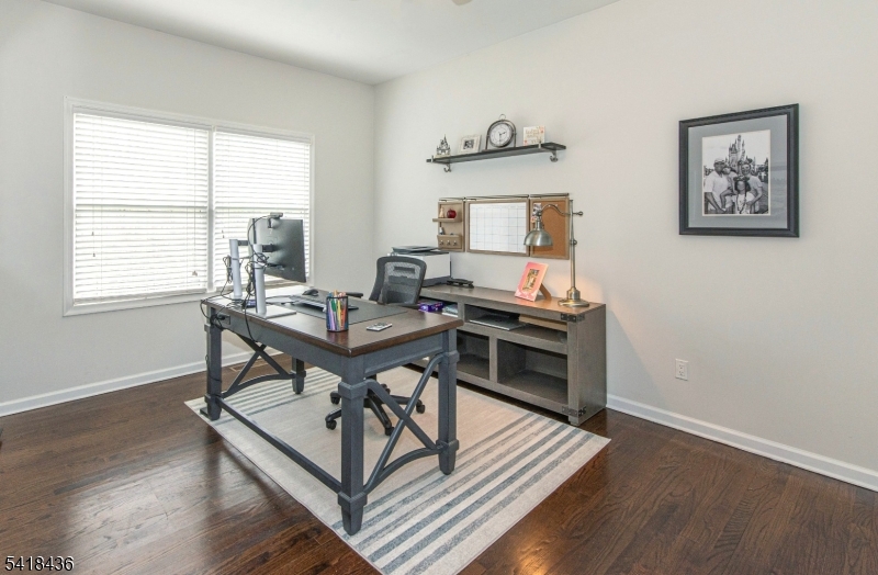 Woodlake Crest - Residential