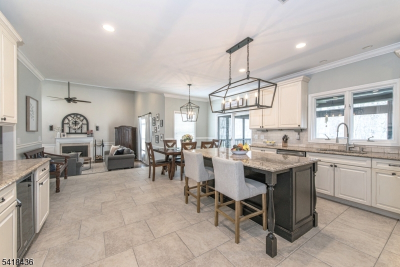 Woodlake Crest - Residential