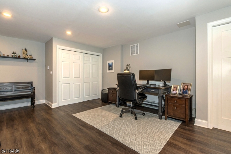 Woodlake Crest - Residential