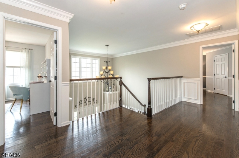 Woodlake Crest - Residential