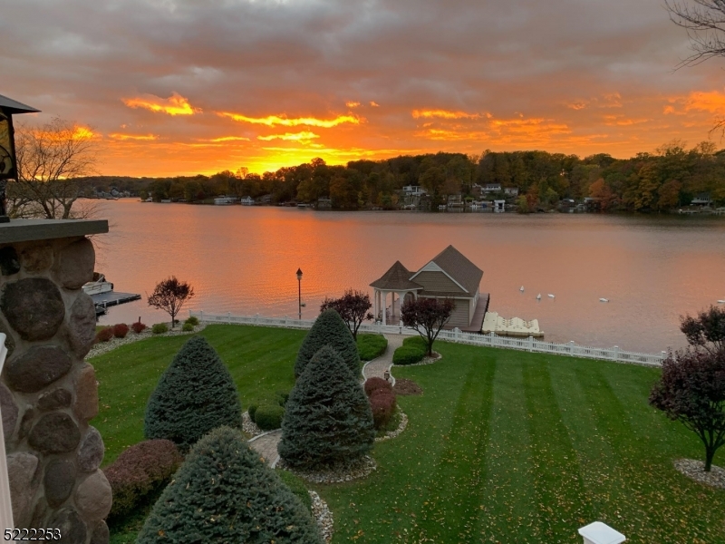 Lake Front - Residential