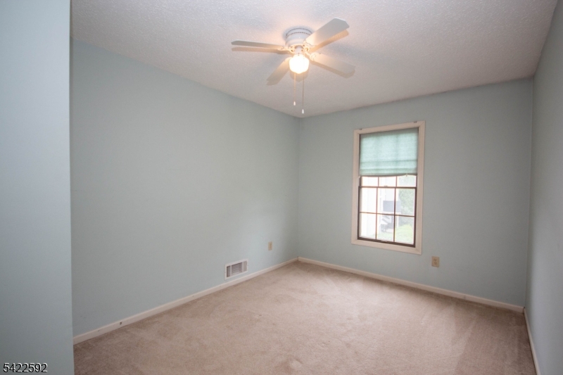 Heritage Lakes - Residential Lease