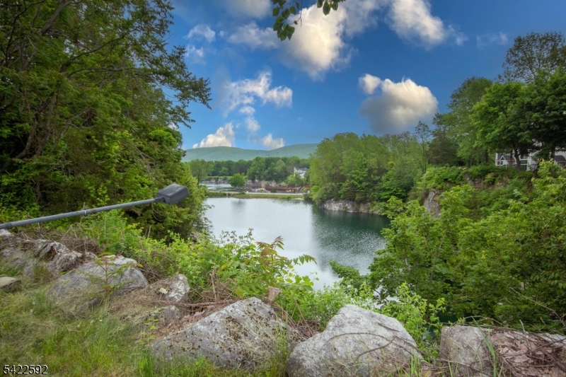 Heritage Lakes - Residential Lease