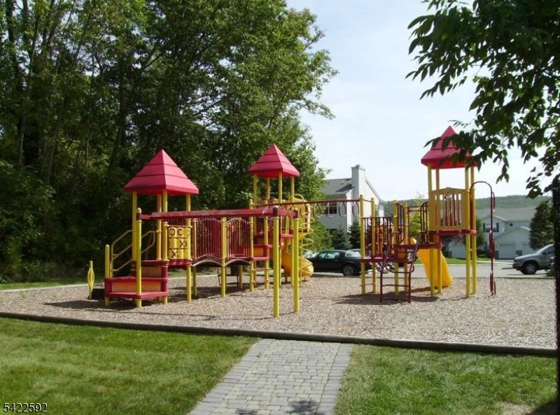 Heritage Lakes - Residential Lease