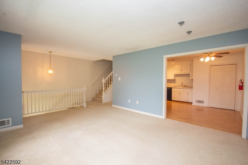 Heritage Lakes - Residential Lease