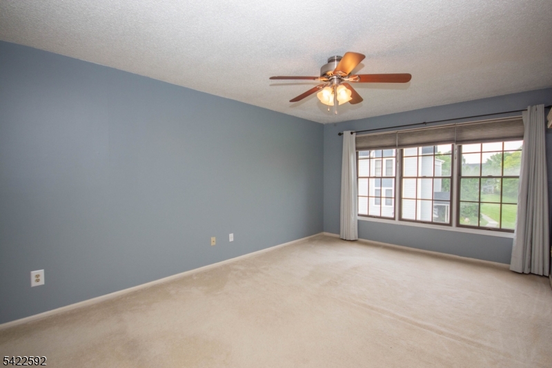 Heritage Lakes - Residential Lease