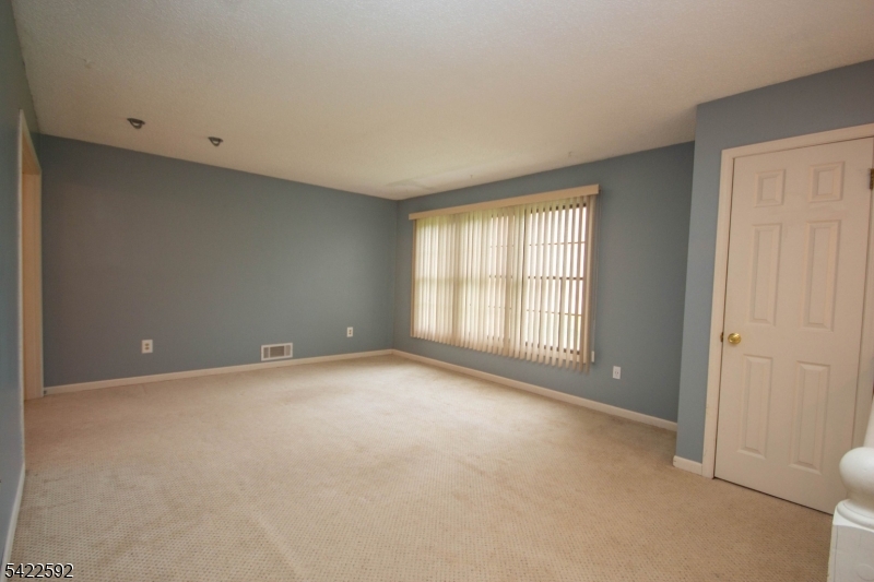 Heritage Lakes - Residential Lease
