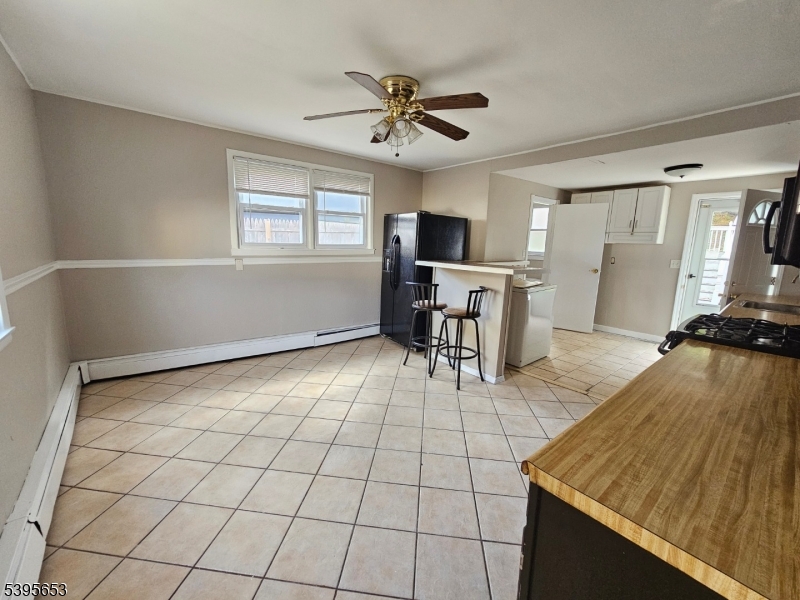 Garret heights - Residential Lease