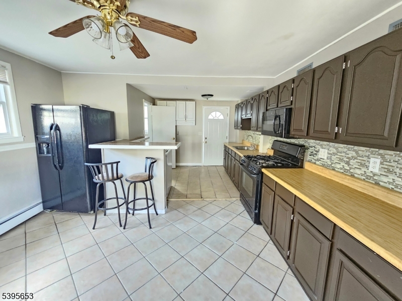 Garret heights - Residential Lease