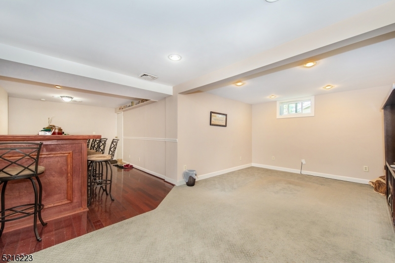 NON FLOOD - Residential Lease