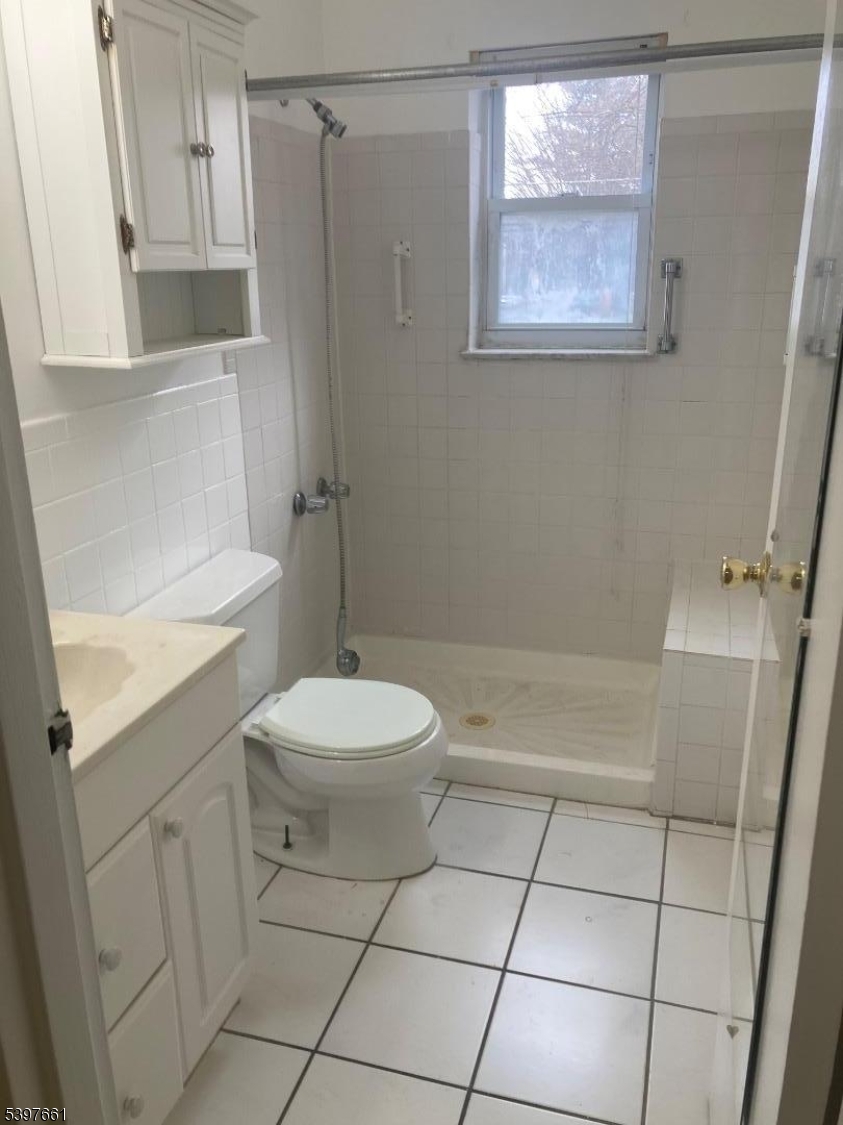 Manchester Village 1 - Residential Lease